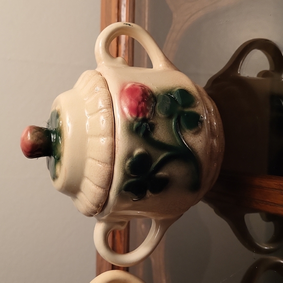 Vintage McCoy Brushed Creamer and Sugar Bowl - Picture 2 of 9